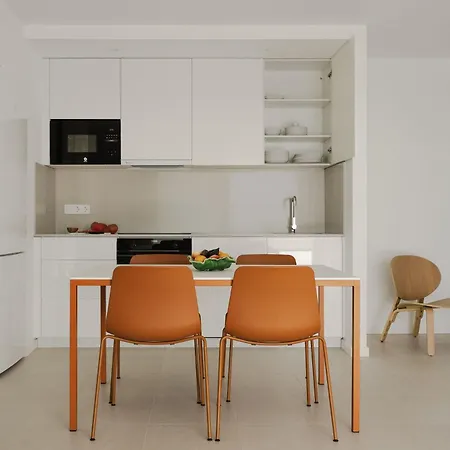 Almar Apartment *